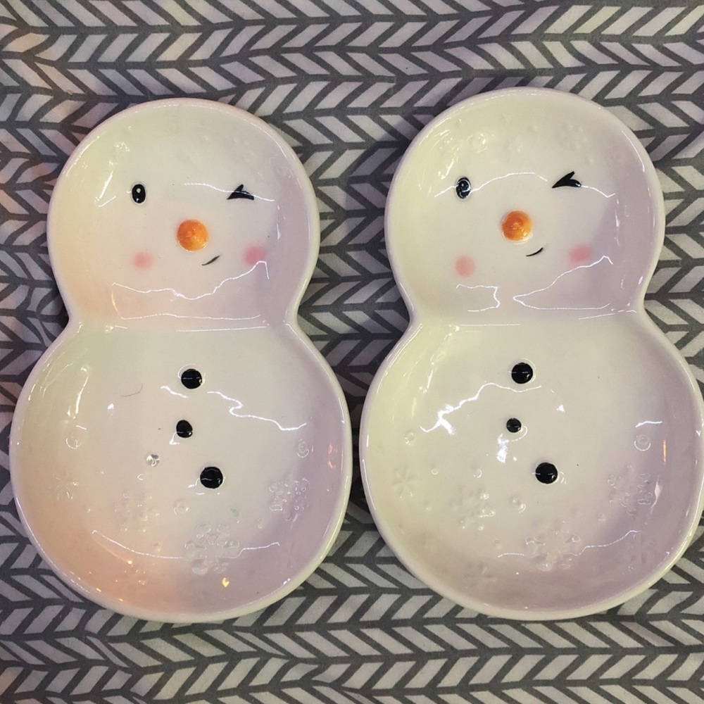 Snowman holiday dish